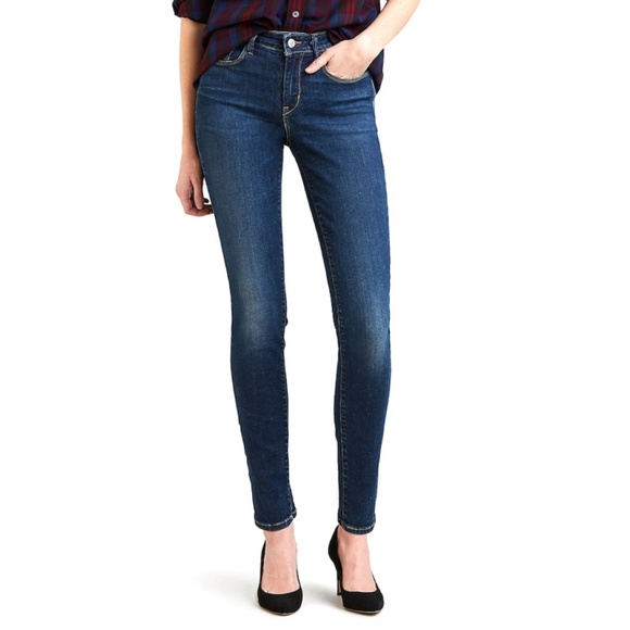 Levi's Denim - Levi's Classic Mid-rise Skinny Jeans Size 4
